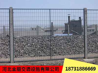 铁路防护栅栏图片2